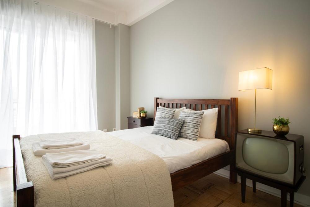 Sunny 4 Bedroom Apartment - With View Коїмбра Екстер'єр фото