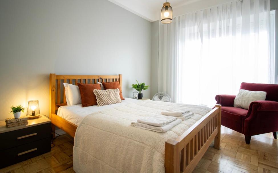Sunny 4 Bedroom Apartment - With View Коїмбра Екстер'єр фото